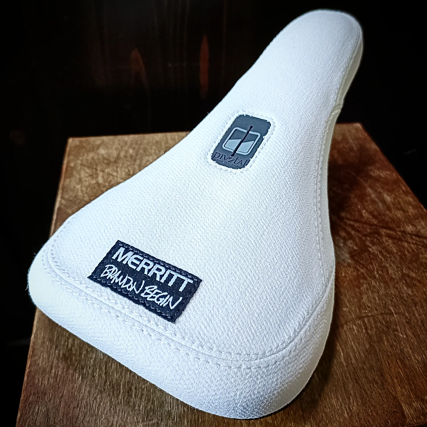 Merritt Brandon Begin Signature Seat (Slim, White)