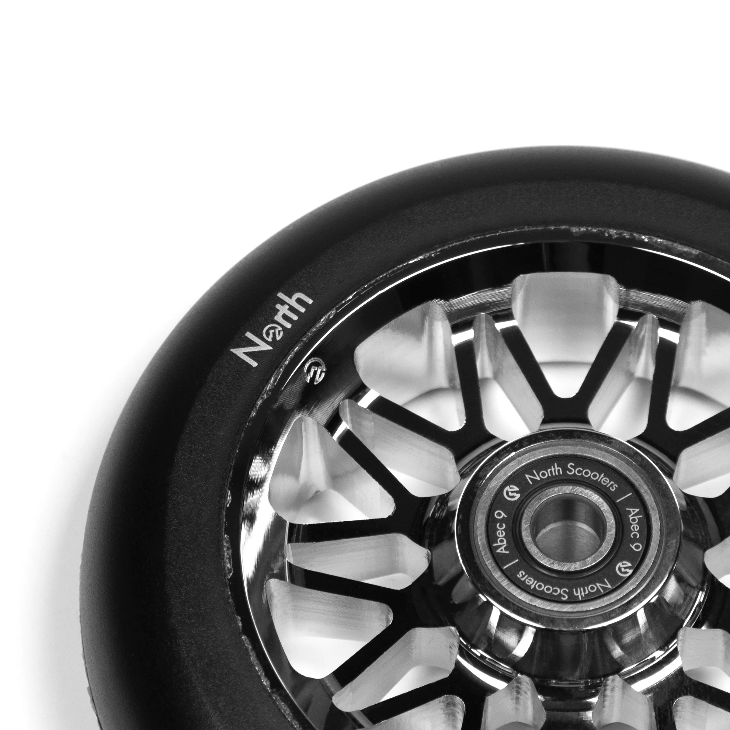 North Club Wheels - 24mm - G4 (Silver - Black PU) - 2